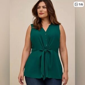 Torrid Emerald Green Tie-Front Sleeveless Blouse – Button Down V-Neck
